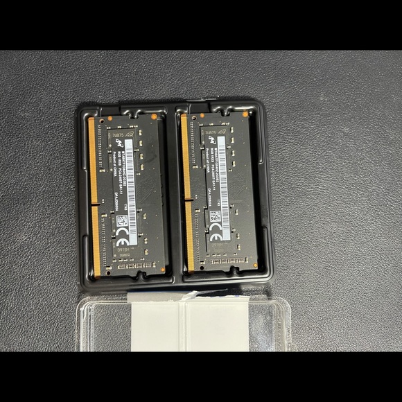 32 GB MEMORY CARDS. Speed Up Your iMac! - Picture 3 of 3